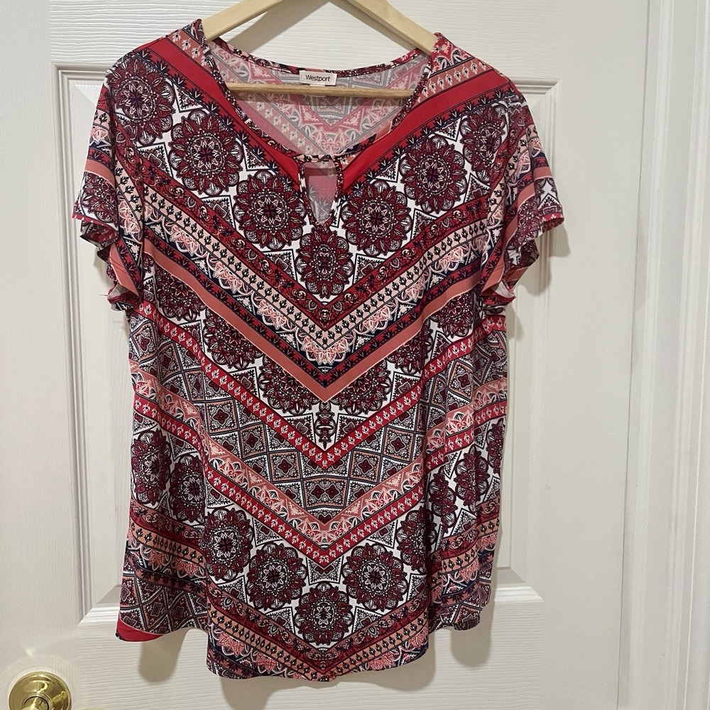 Westport Petite XL Boho Keyhole Neck Blouse Red Medallion Print Handkerchief Hem